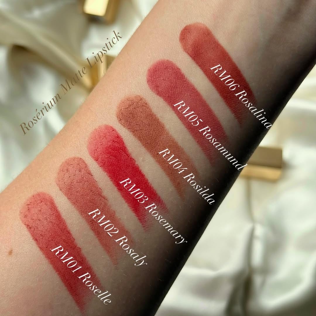 Oulac Red Matte Lipsticks for Women, Silky Velvet Matte Lipstick, Terracotta High Impact Lip Color, Soft Smooth Texture, Not Dry Lightweight Formula Infused with Vitamin E, RM06