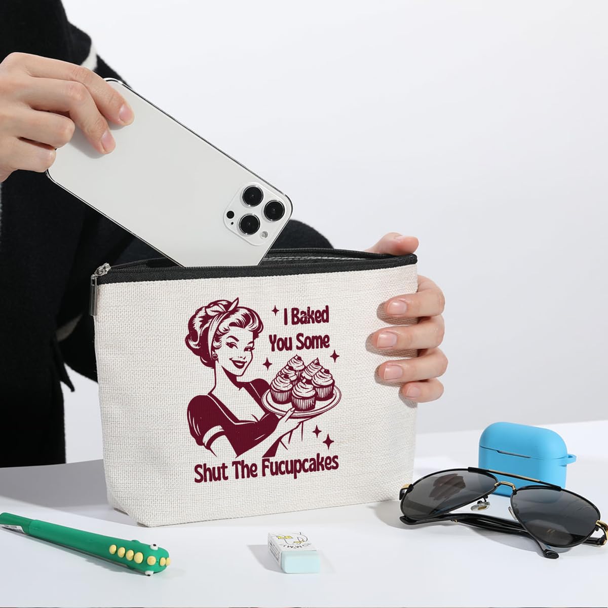Funny Housewife Makeup Bag Gag Sarcastic Gifts Cosmetic Bags for Women